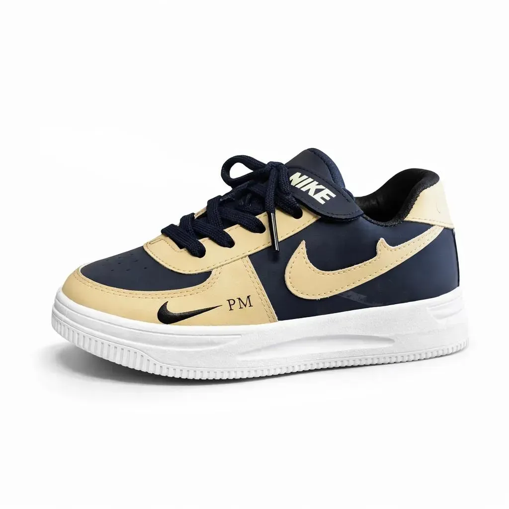 سنيكر أطفال NIKE  – ستايل كلاسيك عصري