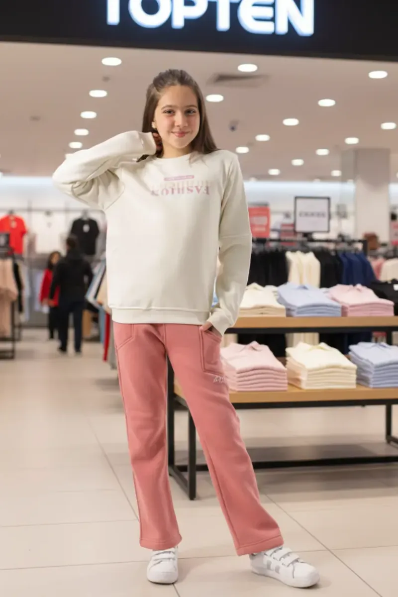 طقم "ستريت ستايل" (Street Style) – أناقة لافتة ودفء متكامل